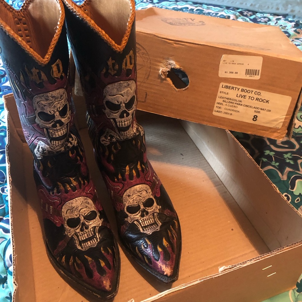 Liberty Boots “Live to Rock” skull boots
